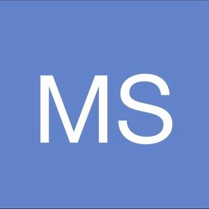 Meet your Posher, Monique